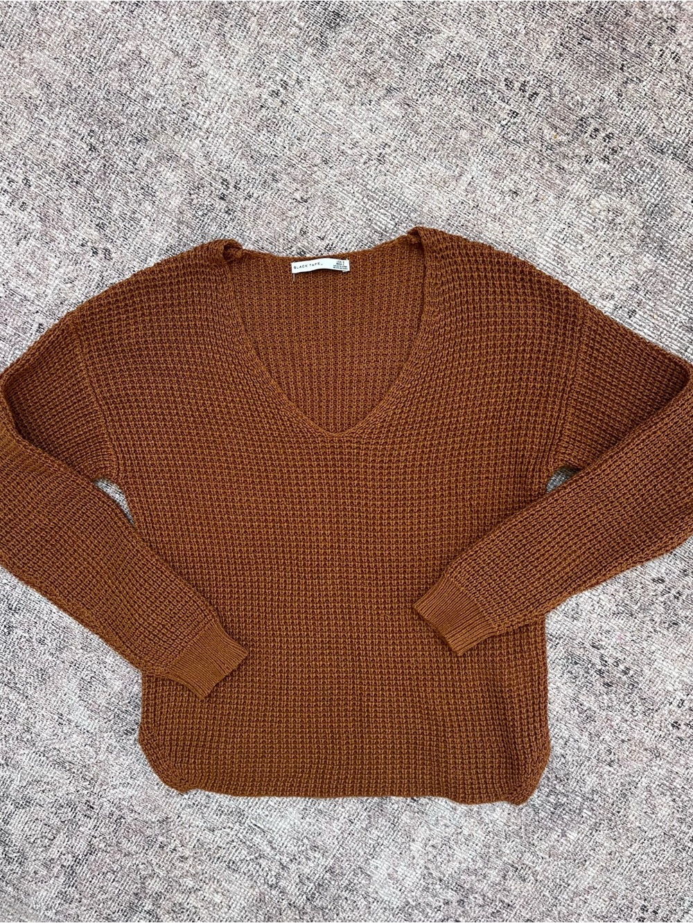Cozy Waffle Knit U-Neck Sweater in Rich Brown S
